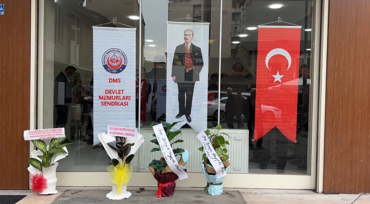 Y&uuml;ksekova&rsquo;da şehit ve gazi yakınları i&ccedil;in yeni hizmet ofisi a&ccedil;ıldı
