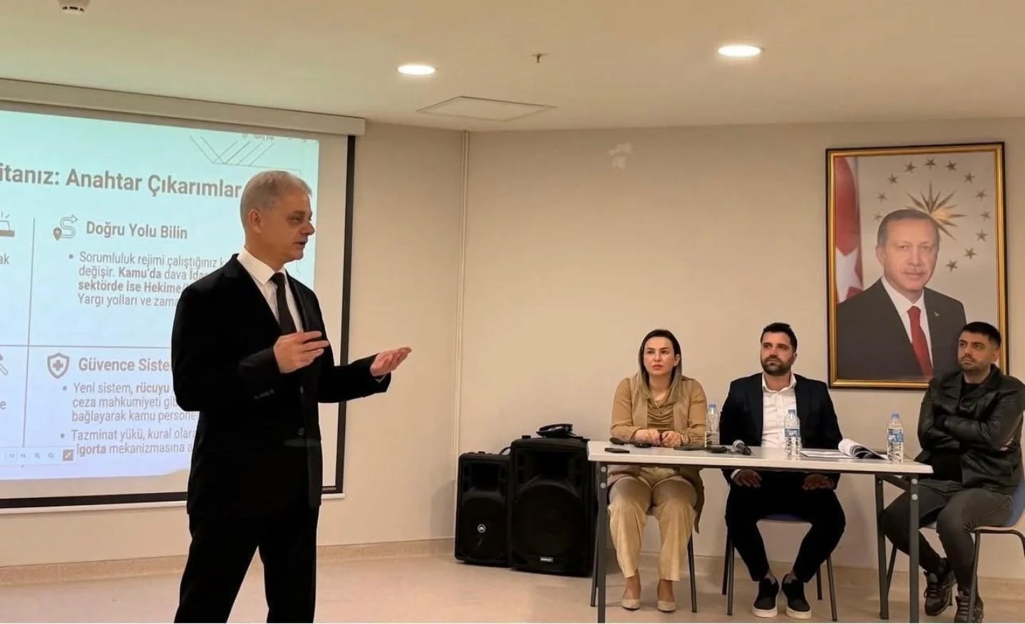 Erzincan’da sağlık personeline "Mesleki Sorumluluk Kurulu" eğitimi verildi