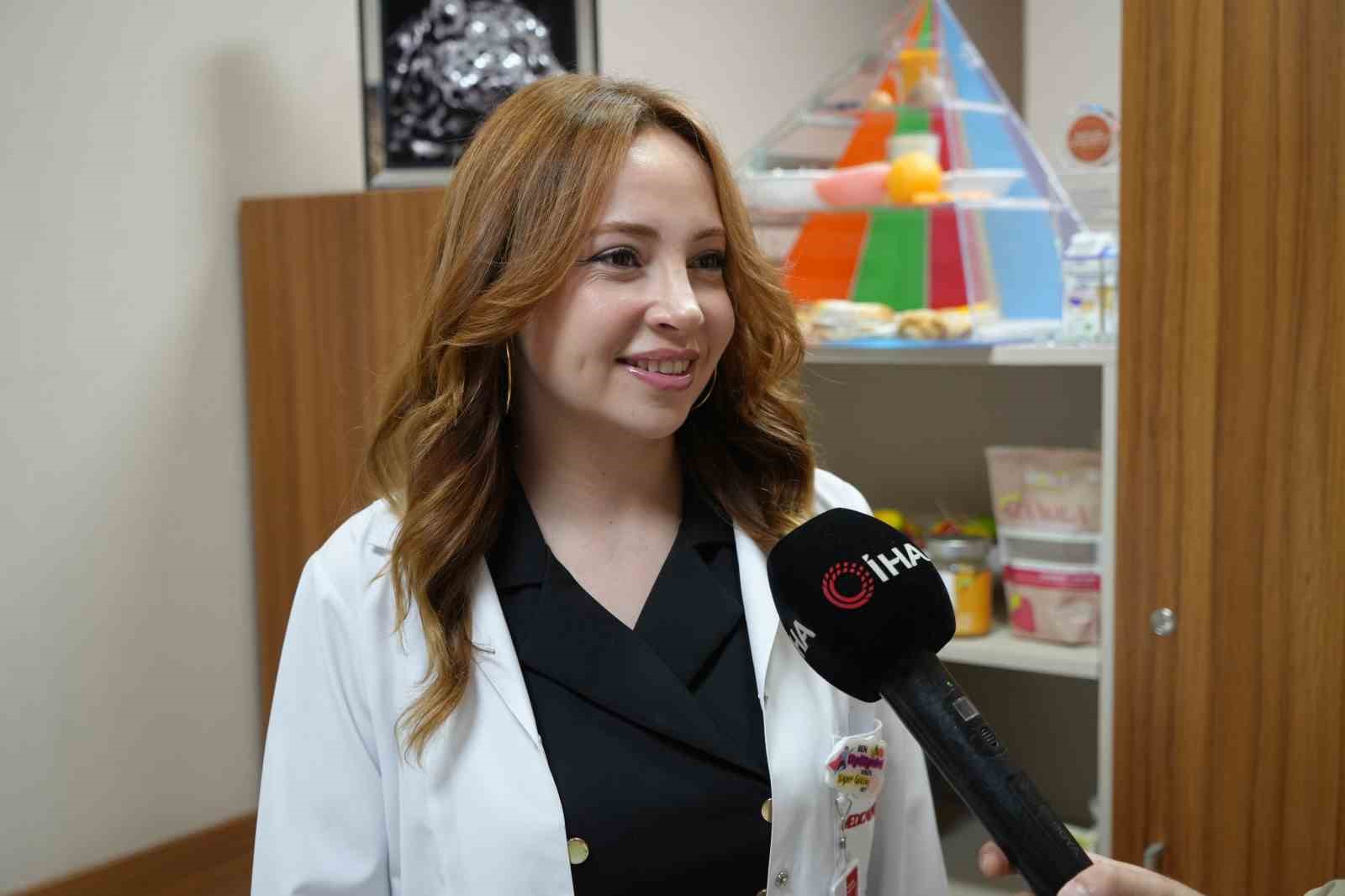 Kurban Bayramı i&ccedil;in sağlıklı beslenme uyarısı: "G&uuml;ne kavurmayla başlamayın"
