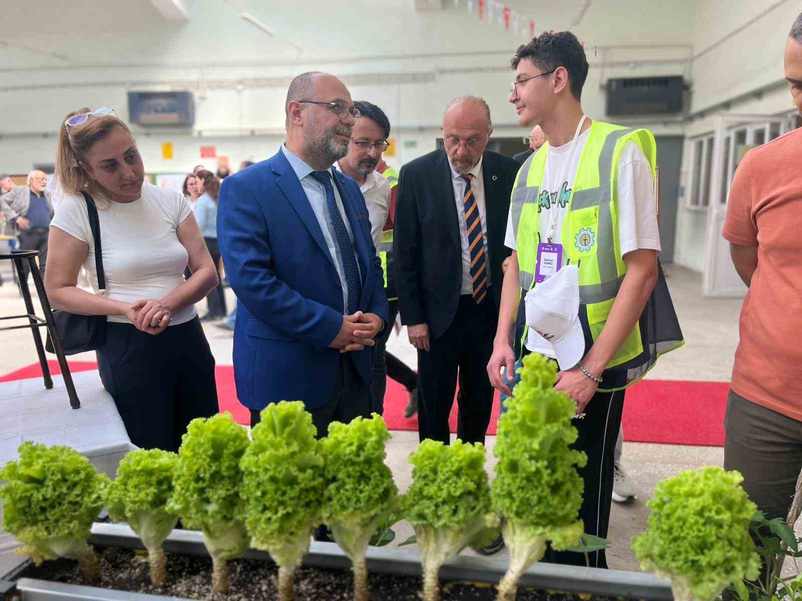 Meslek liseliler projeleri ile dikkat &ccedil;ekti
