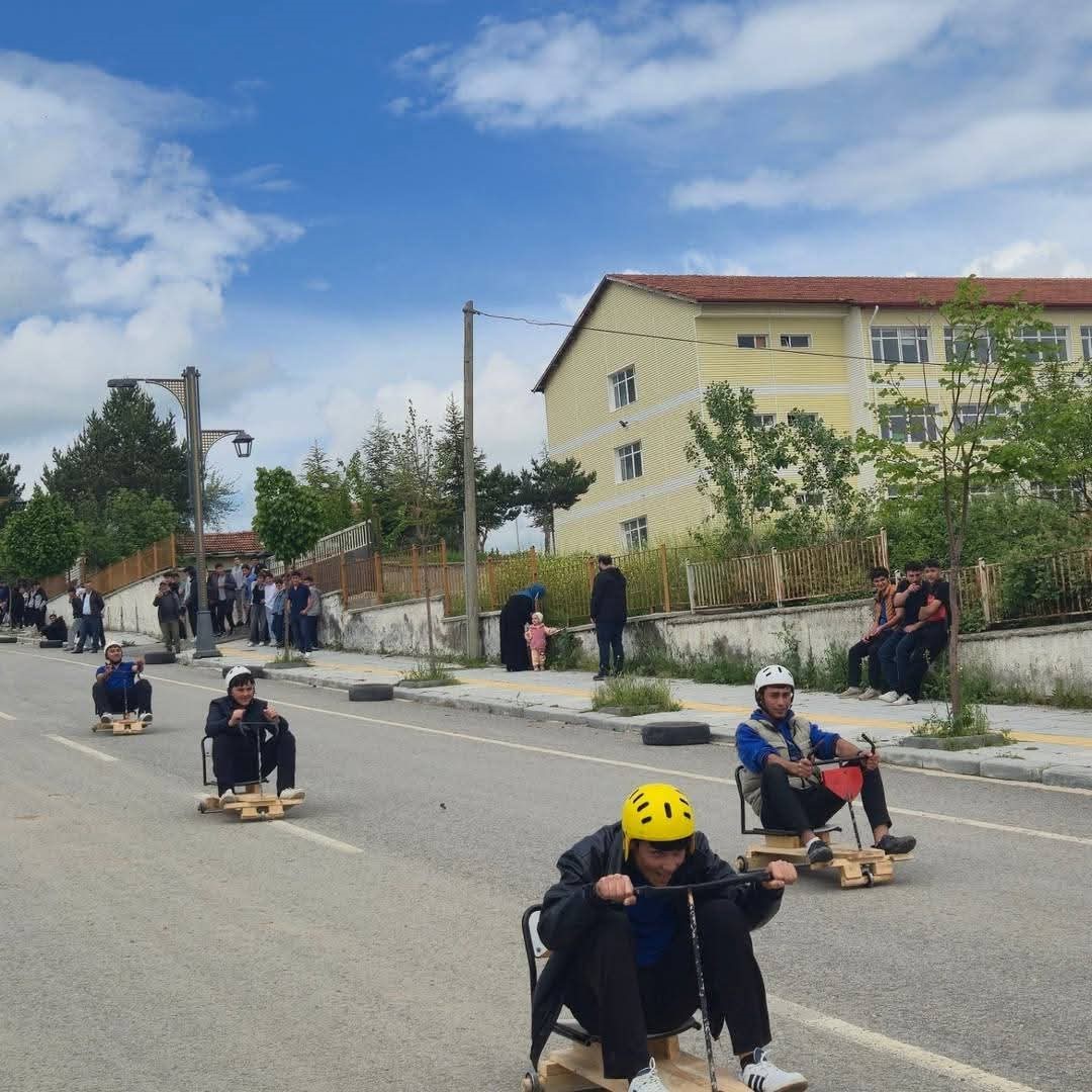 Tornet şenliği eğlenceli anlara sahne oldu

