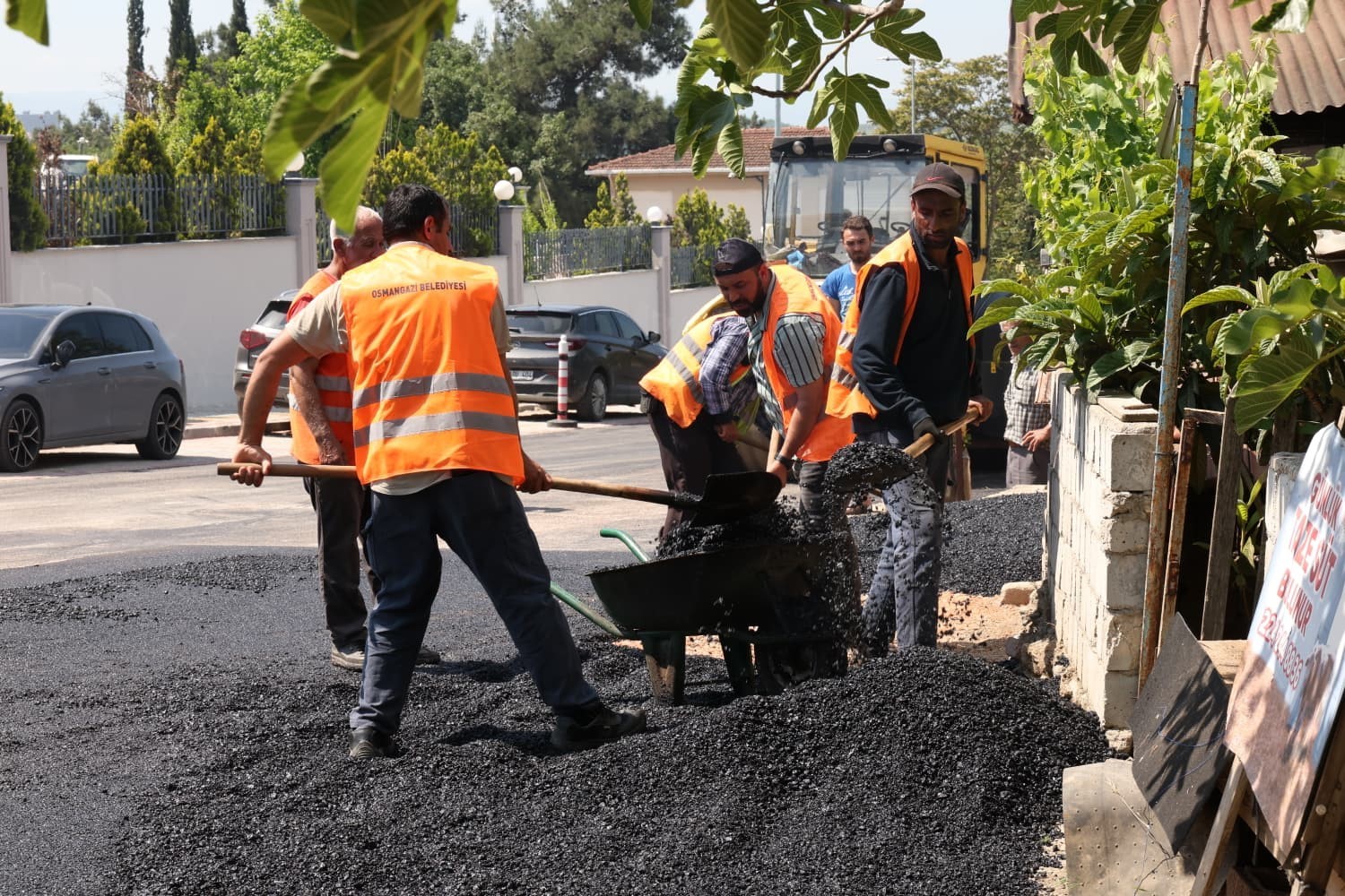 Osmangazi Belediyesi 900 ton asfalt d&ouml;kt&uuml;
