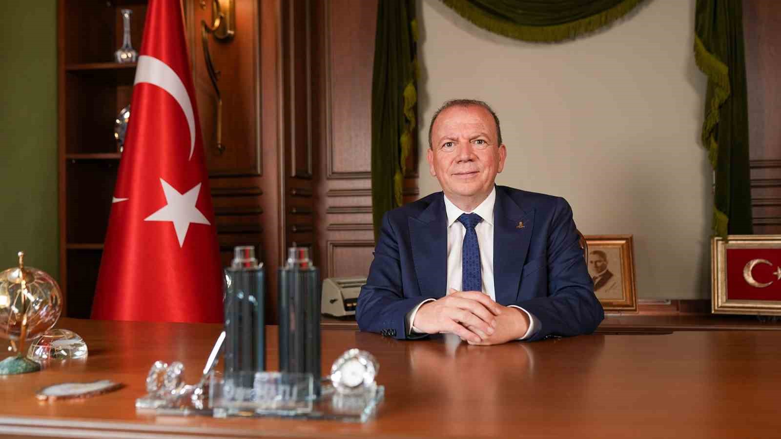 Bursa Ticaret Borsası&rsquo;nın Gıda Ur-Ge Projesine Ticaret Bakanlığı&rsquo;ndan "En İyi &Ccedil;ıkış Yapan Ur-Ge" &ouml;d&uuml;l&uuml;
