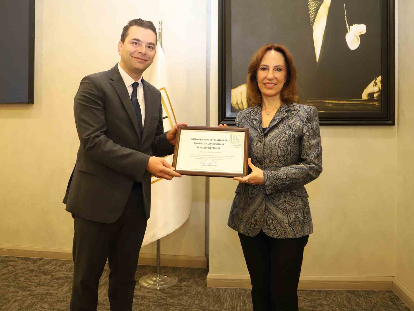 Başkan Esin Güral Argat: "Kütahya’nın üretim gücü teknolojiyle güçlenmeli"