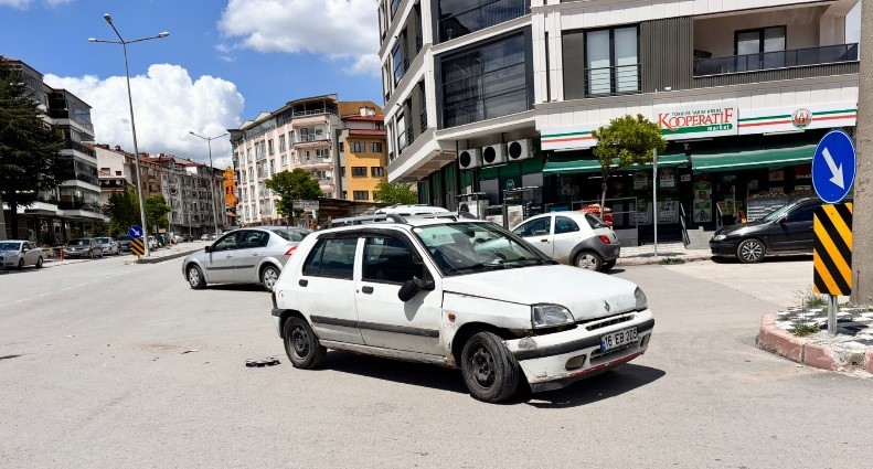 Tavşanlı’da trafik kazası: 1 yaralı