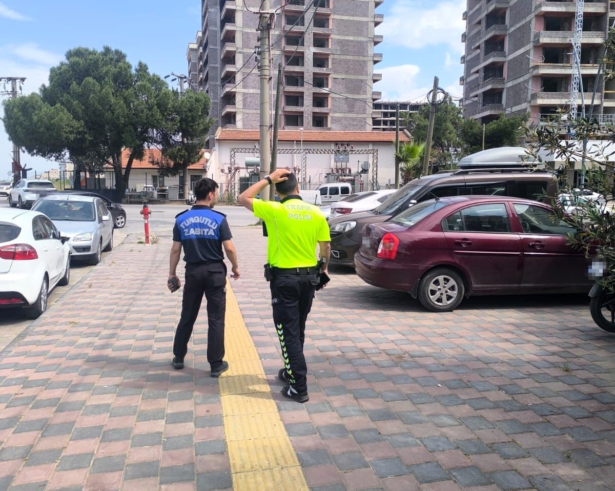 Turgutlu Zabıtası ve trafik ekiplerinden ortak denetim