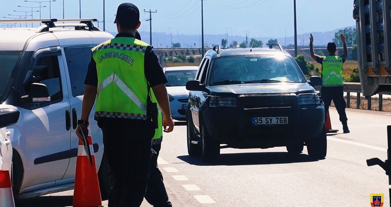 Kurban Bayramı’nda 2 bin 563 polis ve jandarma görev yapacak