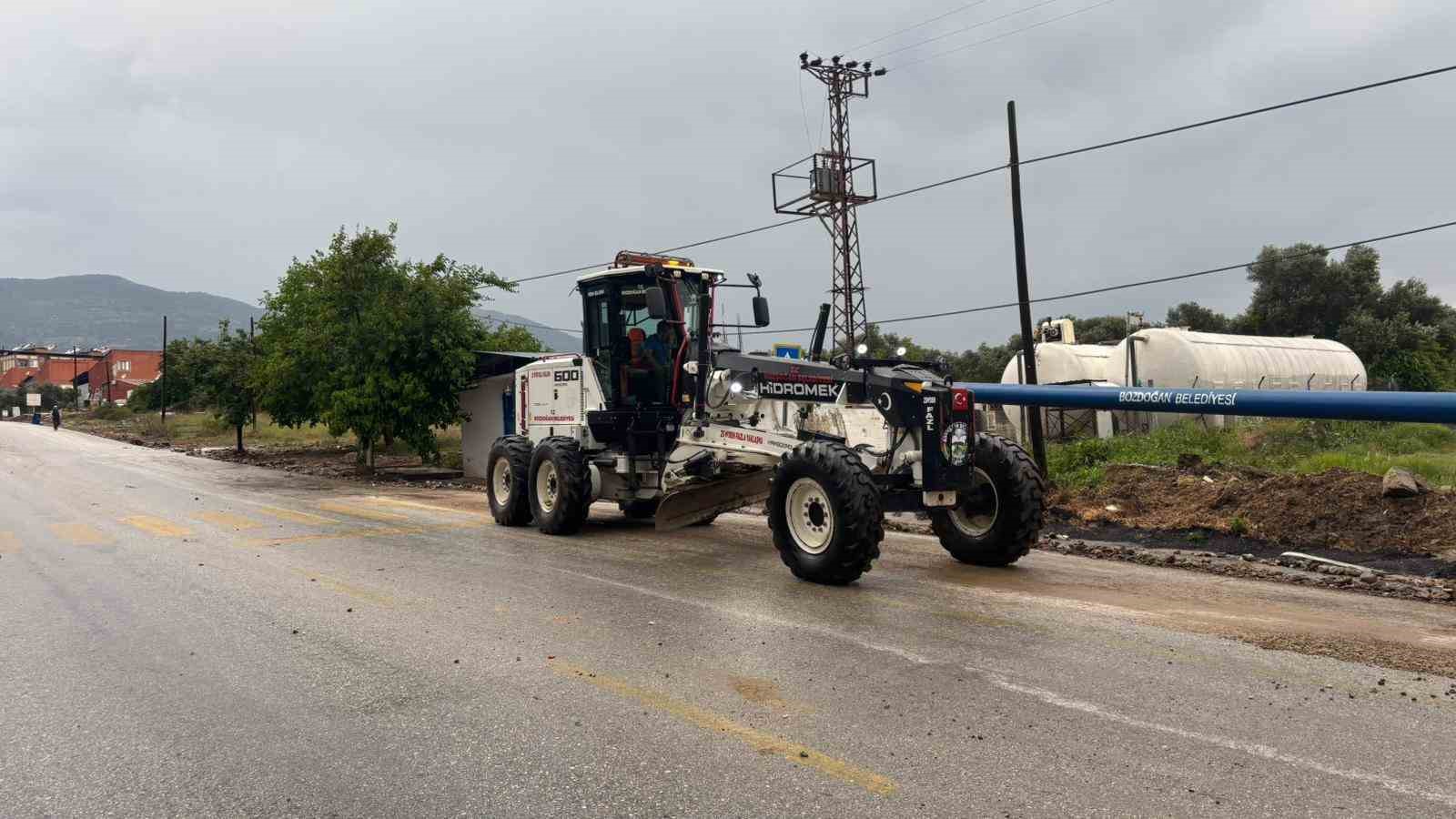 Bodrum&rsquo;da &ccedil;ocuklara bayram &ouml;ncesi oyuncak dağıtıldı
