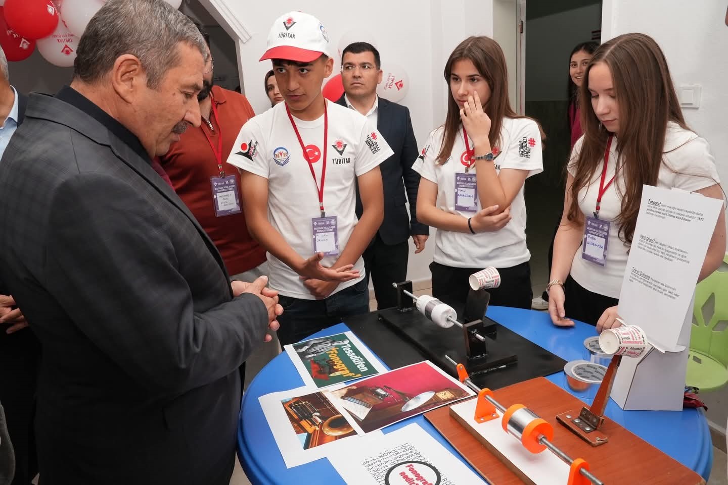 Başkan Bozkurt&rsquo;tan T&Uuml;BİTAK Bilim Fuarı&rsquo;na ziyaret
