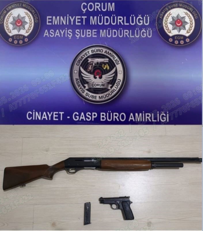 &Ccedil;orum&rsquo;da aranan 3 şahıs yakalandı
