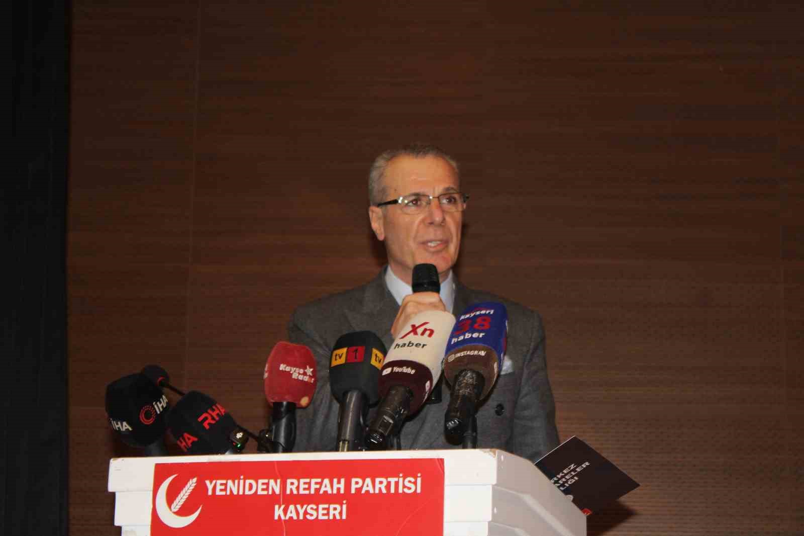 YRP Genel Başkan Yardımcısı Osmanağaoğlu: "Çürümekte olan yaprağın düşmesiyle çınara hiçbir şey olmaz"