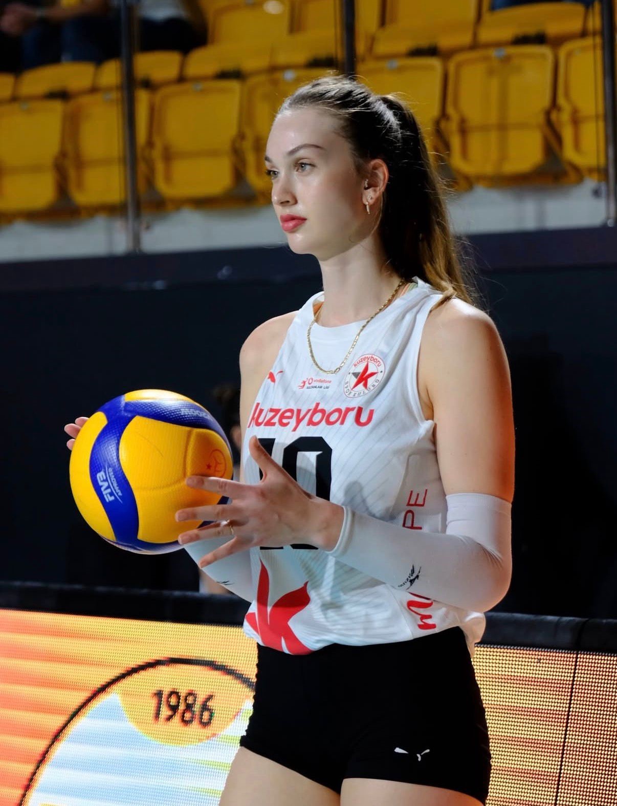Denizli Büyükşehir Belediyespor’da 4 imza