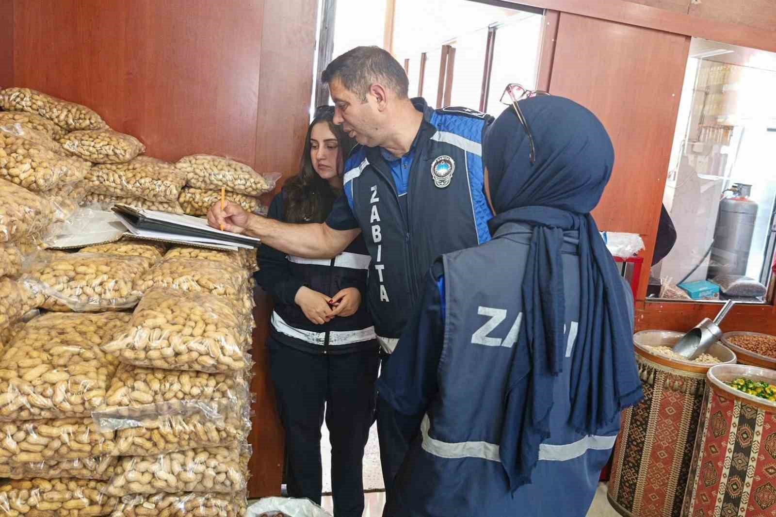 Kurban Bayramı öncesi kuruyemiş işletmelerine denetim