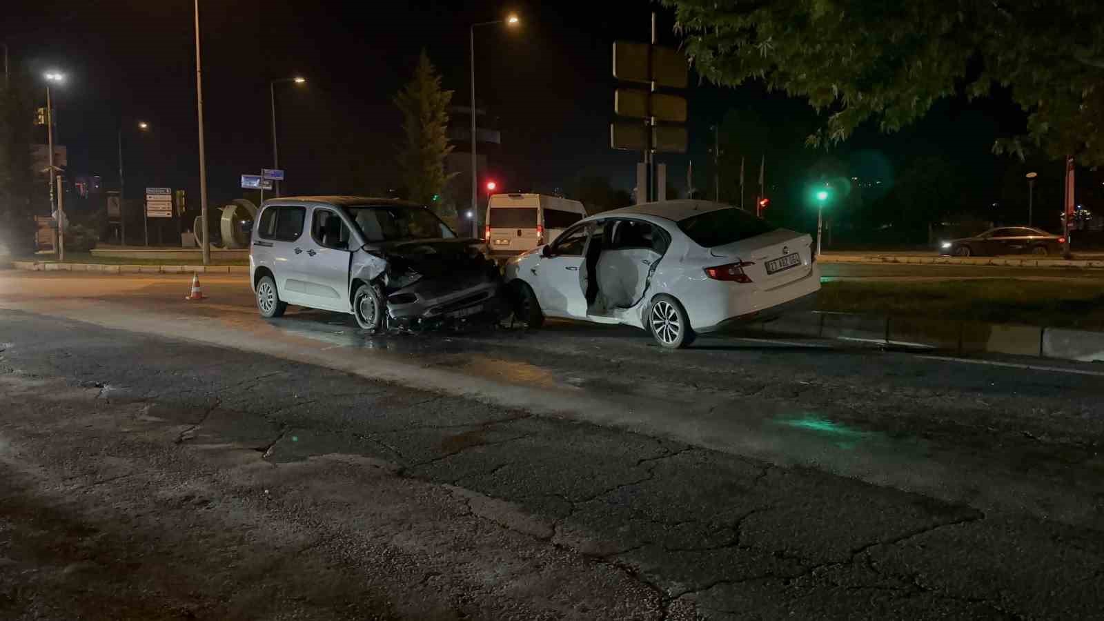 Elazığ’da trafik kazası: 4 yaralı