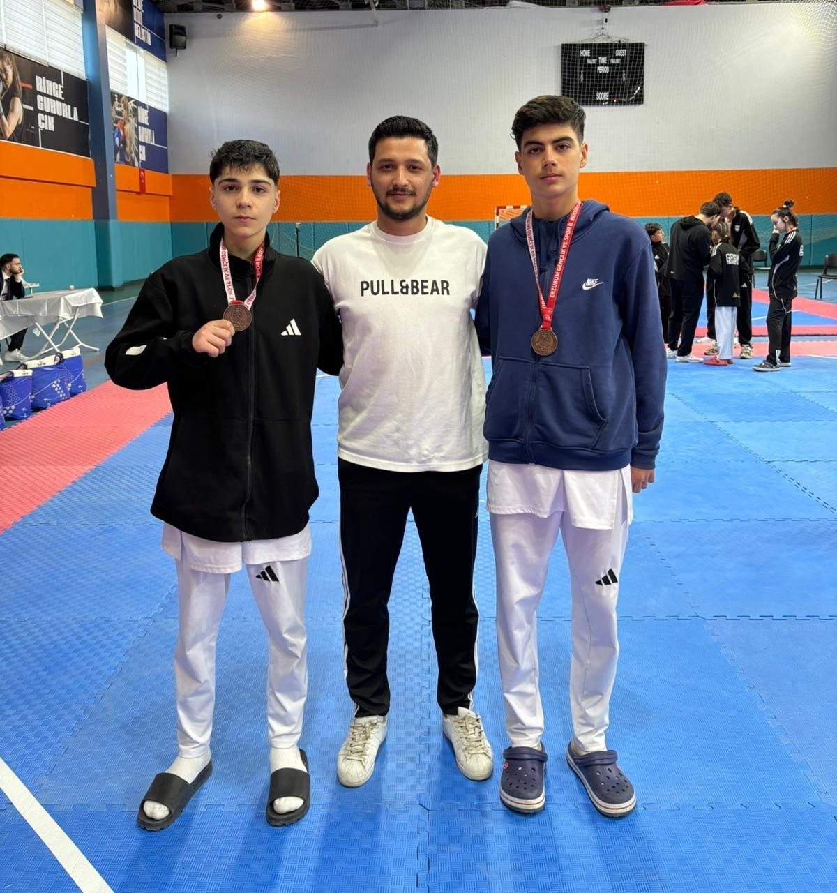 Erzurumlu &ouml;ğrenciler T&uuml;rkiye Şampiyonası&rsquo;ndan 2 bronz madalya ile d&ouml;nd&uuml;
