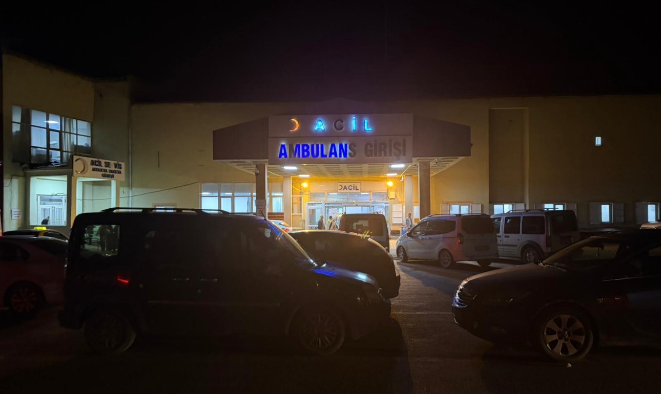 Yüksekova’da hastanede doğal gaz patlaması: 3 yaralı
