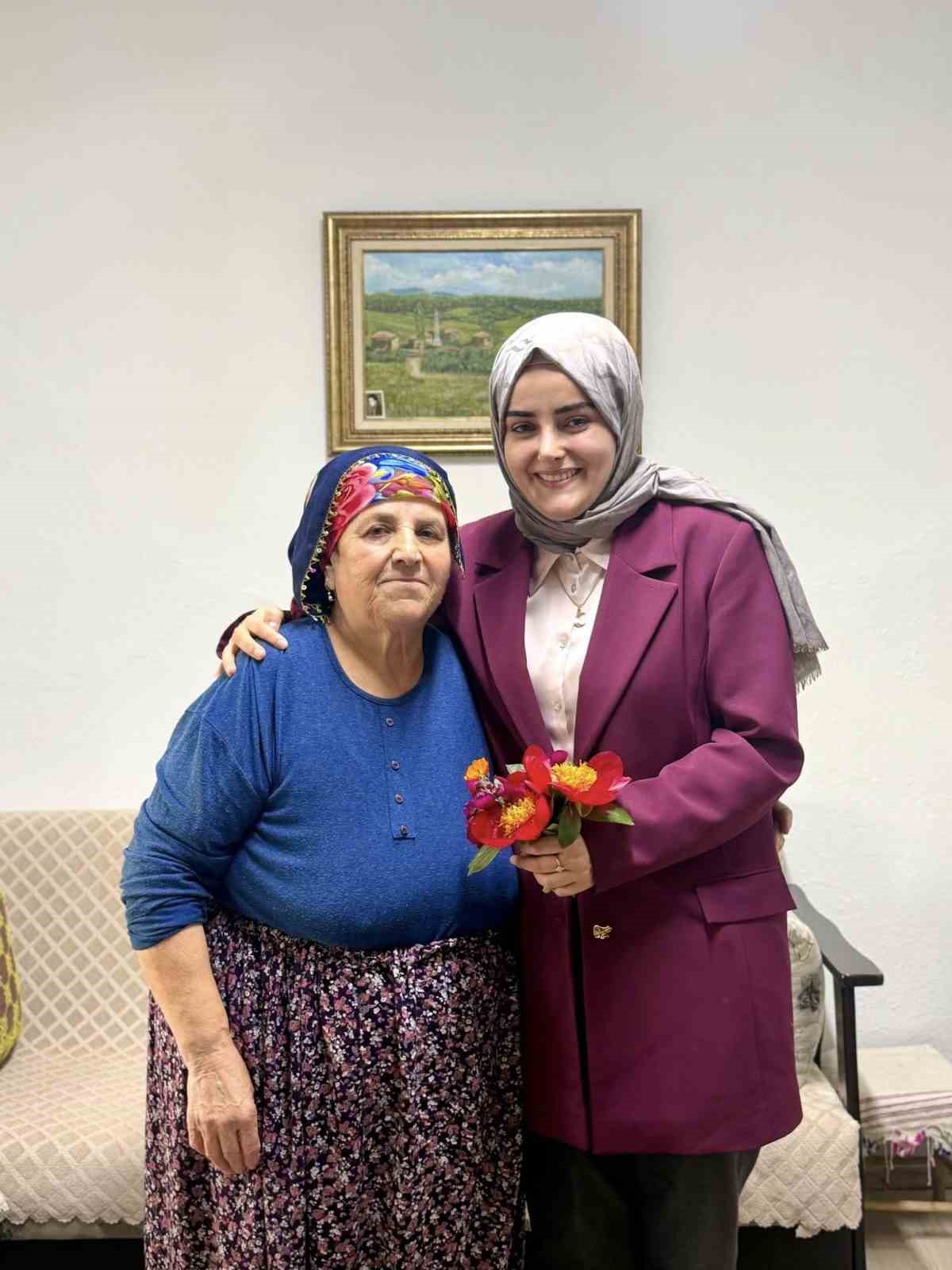 Sebahat teyzenin duası Kaymakam Kılı&ccedil;&rsquo;ı duygulandırdı
