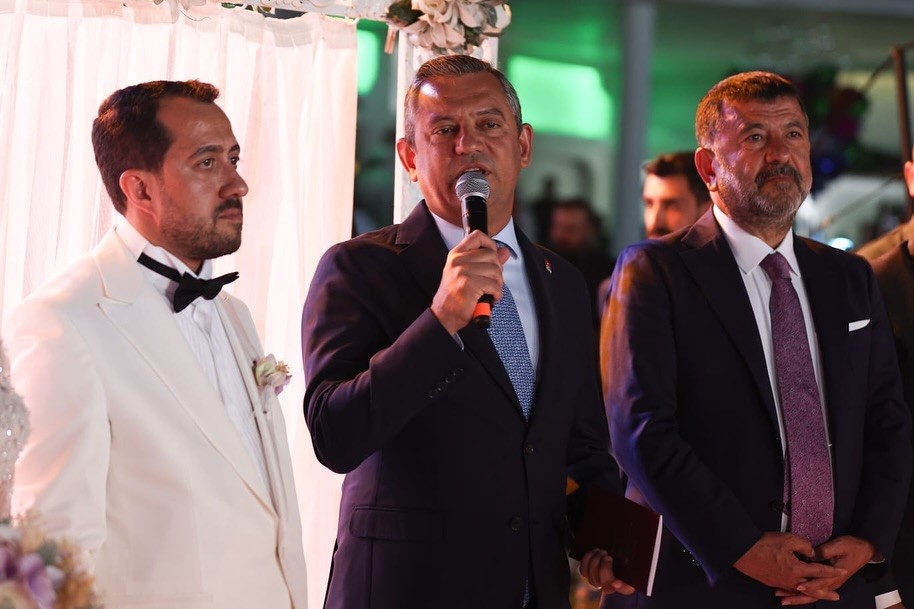 CHP’li vekilin makam şoförü gözaltına alındı