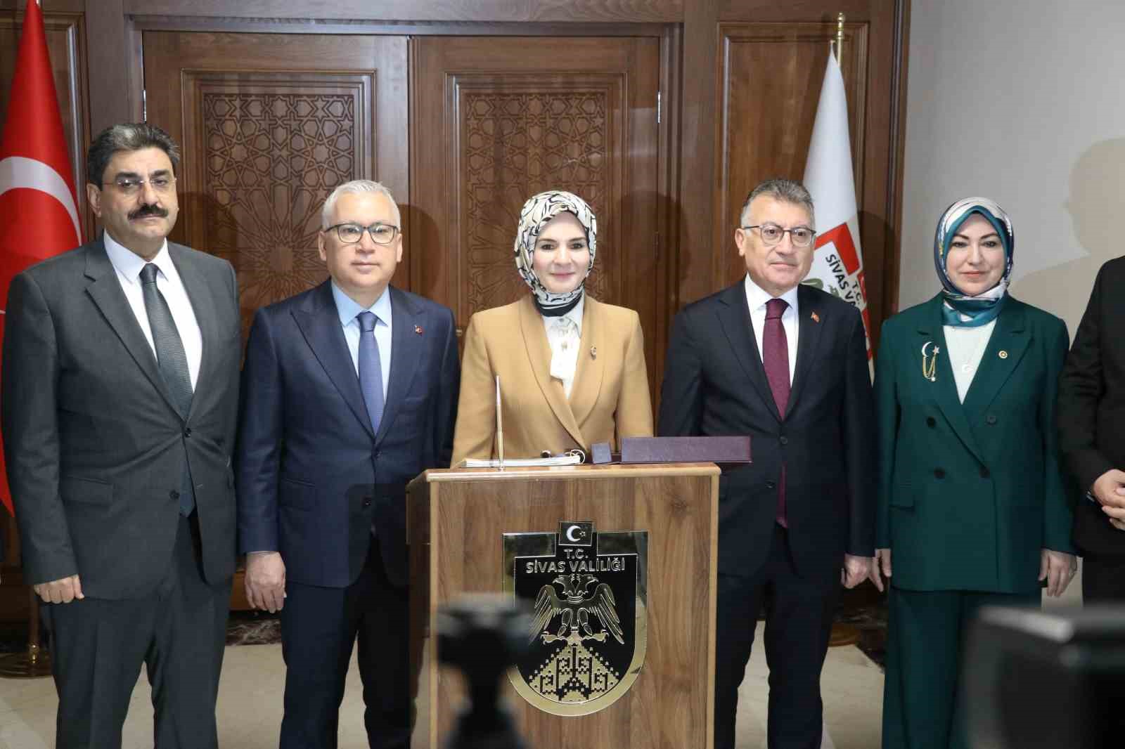 Aile ve Sosyal Hizmetler Bakanı G&ouml;ktaş: "Aile, bizleri her t&uuml;rl&uuml; tehdide karşı koruyan en stratejik kalkandır"
