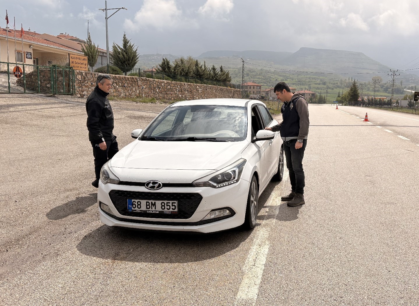 G&uuml;zelyurt&rsquo;ta trafik ve asayiş ekipleri bayram denetiminde
