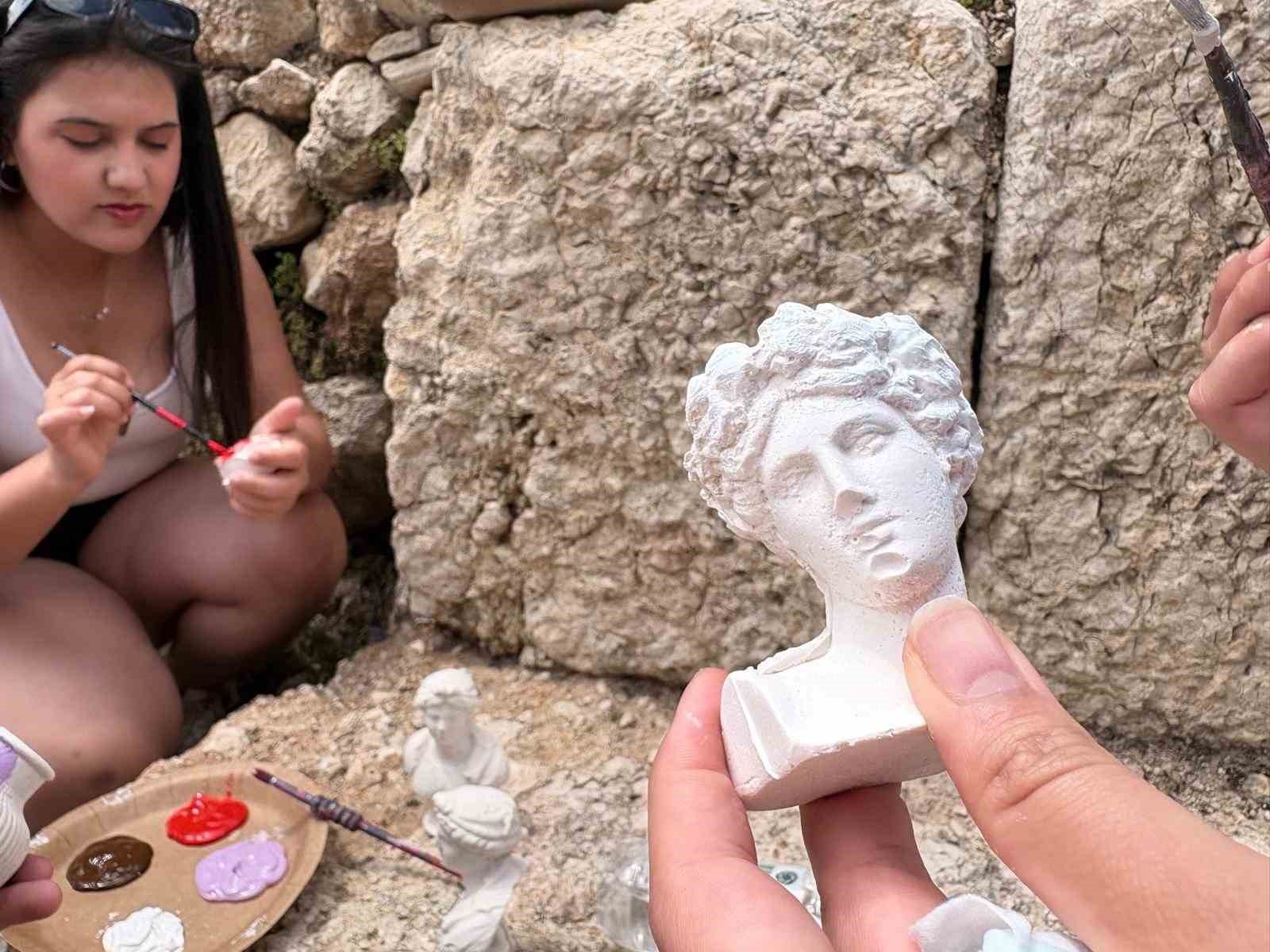 Muğla&rsquo;da gen&ccedil;lerin tarih, sanat ve doğa yolculuğu
