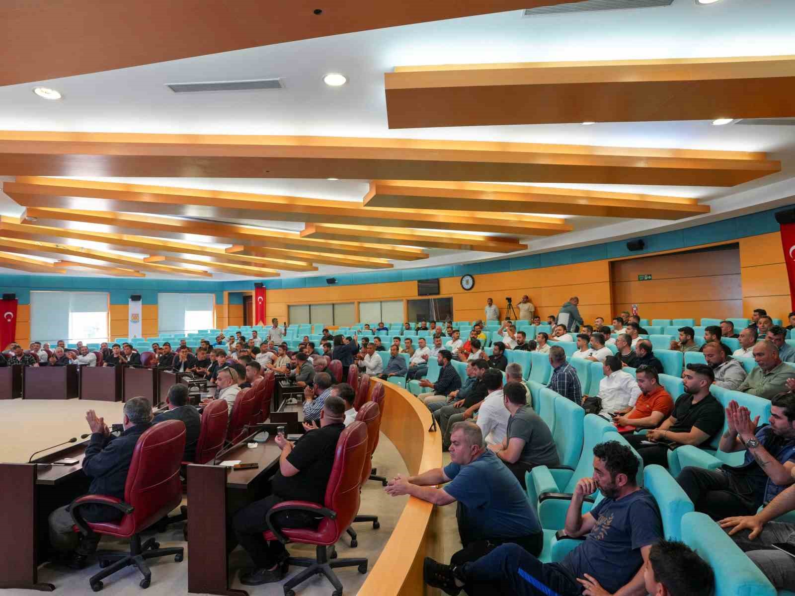 Tarsus’ta Köyler Arası Futbol Turnuvası heyecanı başladı