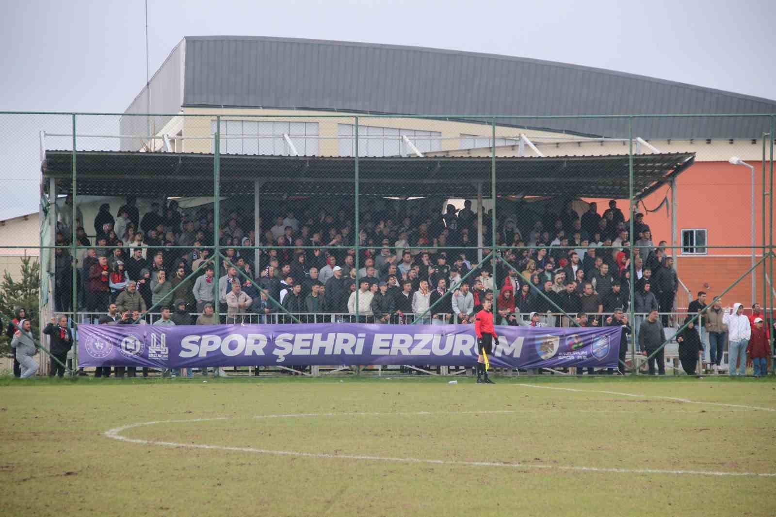 EBBSK BAL&rsquo;da kaldı: Oltu 25 Mart&rsquo;ı 3 golle ge&ccedil;ti
