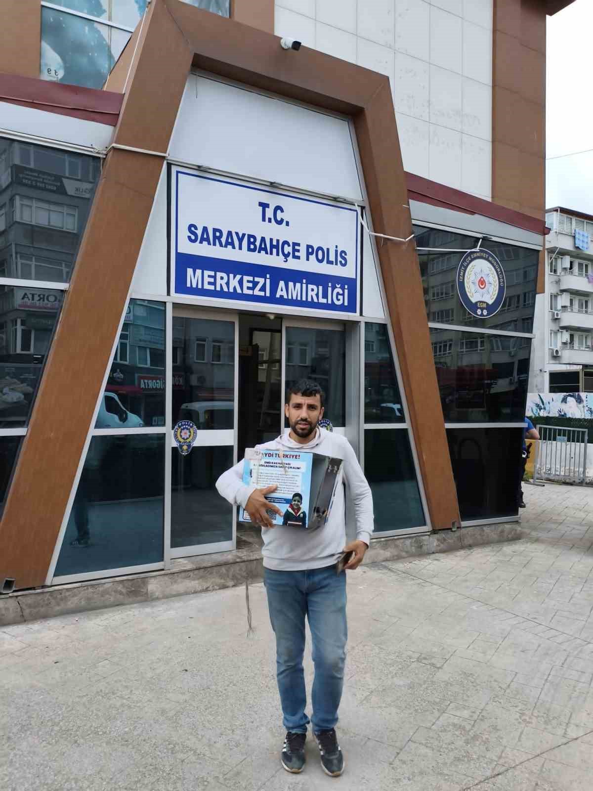 DMD hastası Can&rsquo;ın tedavisi i&ccedil;in toplanan parayı &ccedil;aldılar
