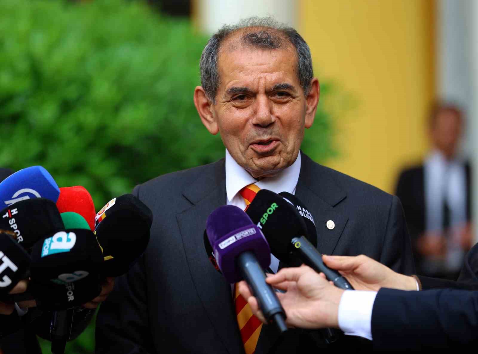 Dursun Özbek: "Benim derdim Galatasaray’a faydalı olmak, Galatasaray’a olan borcumu ödemek"

