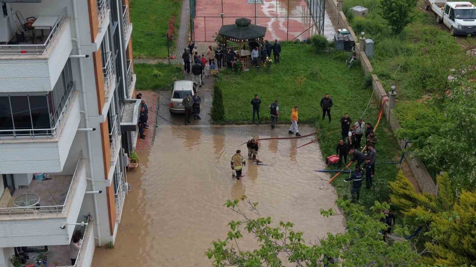Başkan Yazıcıoğlu’ndan sağanak sonrası vatandaşlara destek