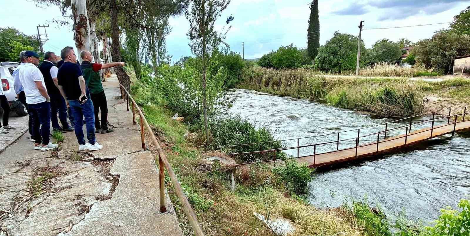 Manisa&rsquo;da barajlar doldu, kapaklar a&ccedil;ıldı
