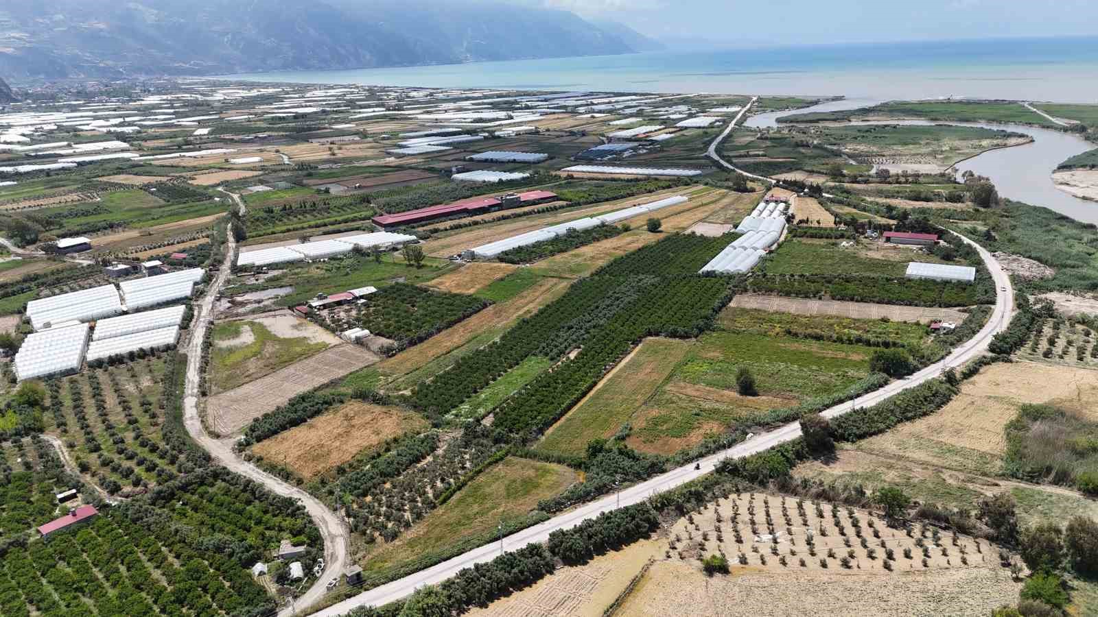 Selde akıntıya kapılarak hayatını kaybeden adamın sular altındaki evi g&ouml;r&uuml;nt&uuml;lendi
