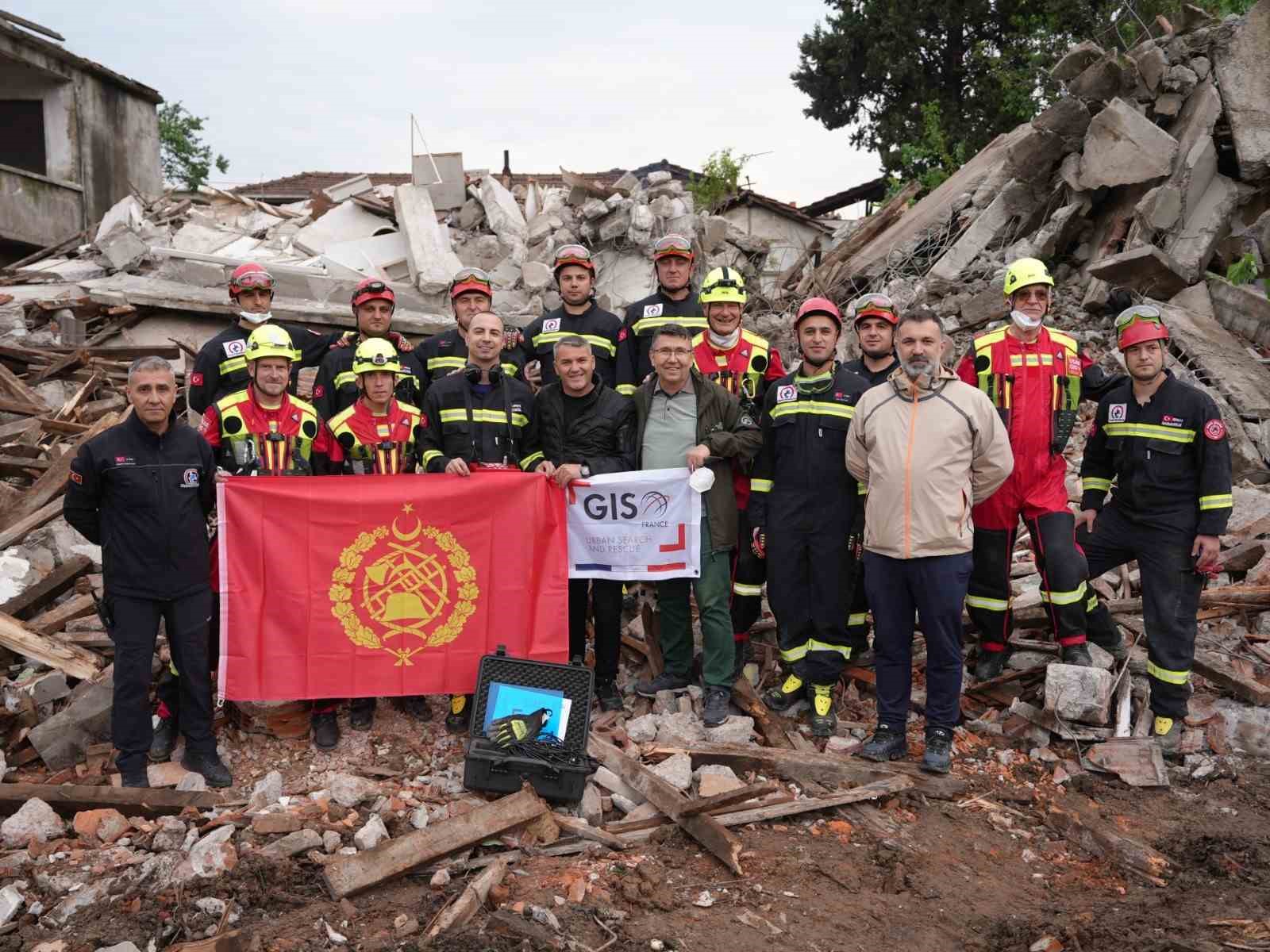 Düzce İtfaiyesi’ne Fransa’dan arama kurtarma desteği