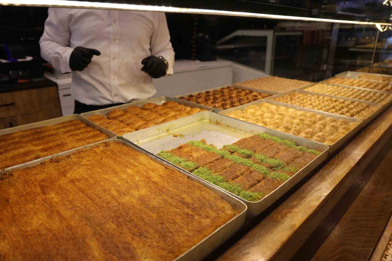 Bayramda baklavada "buzdolabı" ve "tepsi ağırlığı" uyarısı
