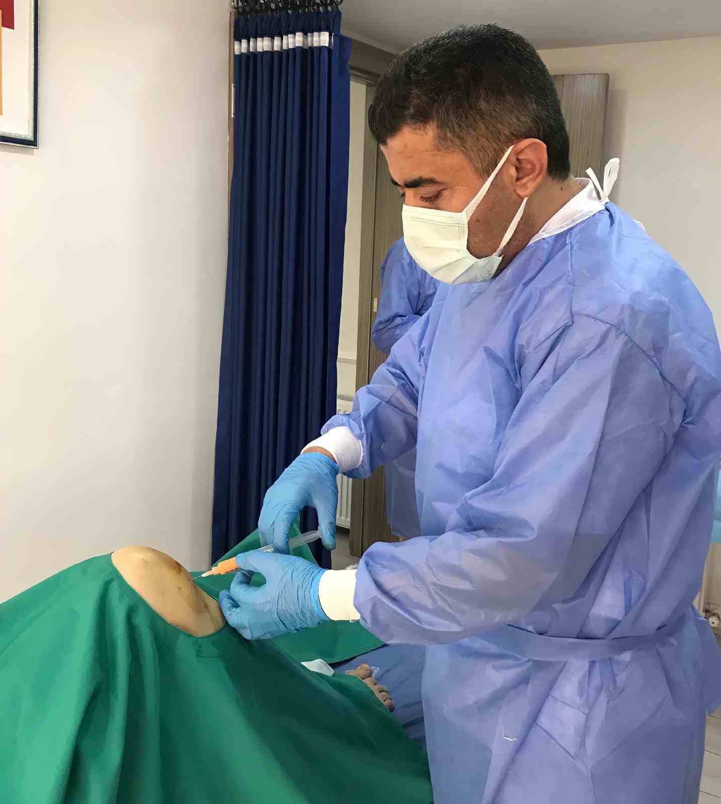Fiziksel Tıp ve Rehabilitasyon Uzmanı Prof. Dr. İrfan Koca:
