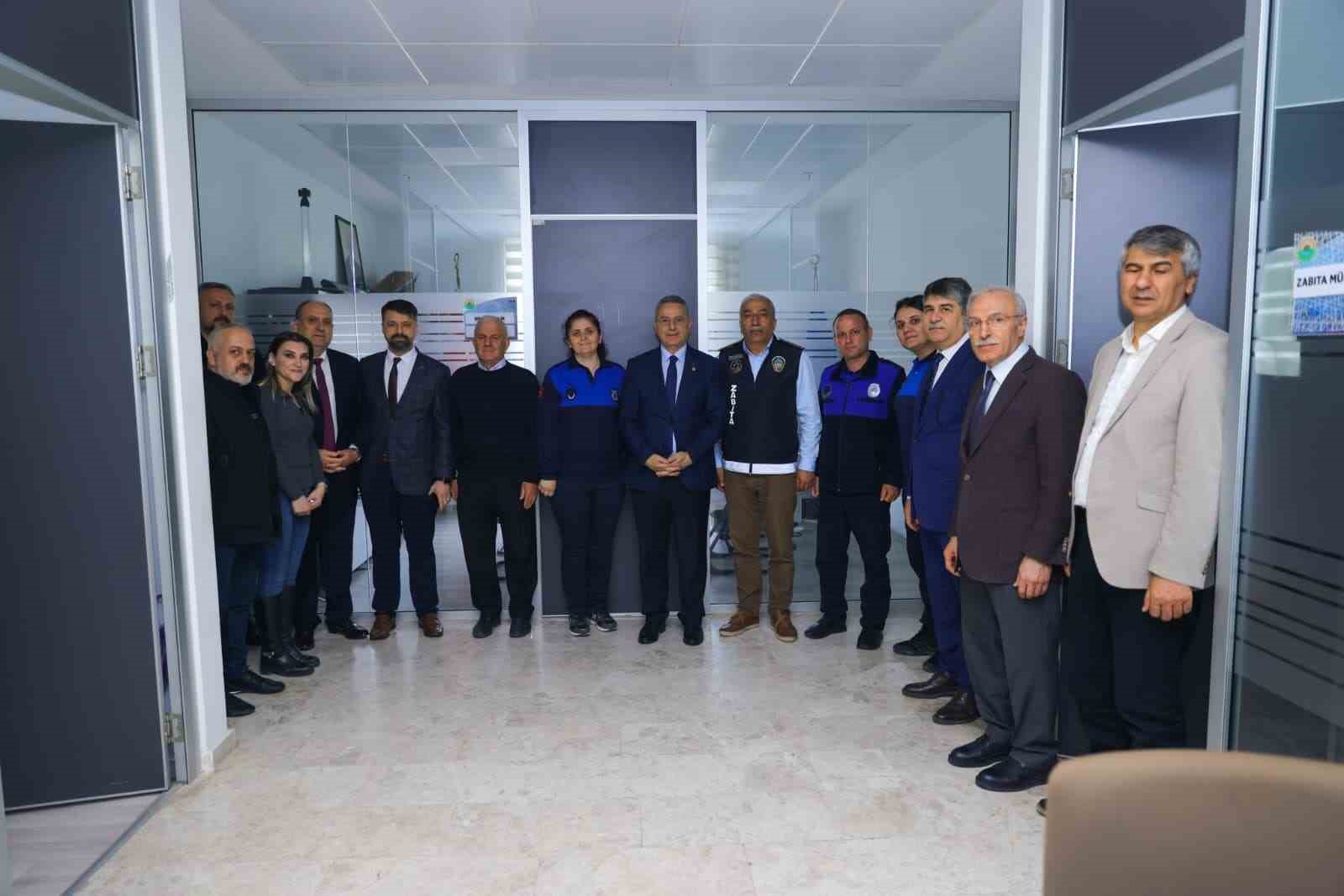 Başkan Kurnaz belediye personeliyle bayramlaştı