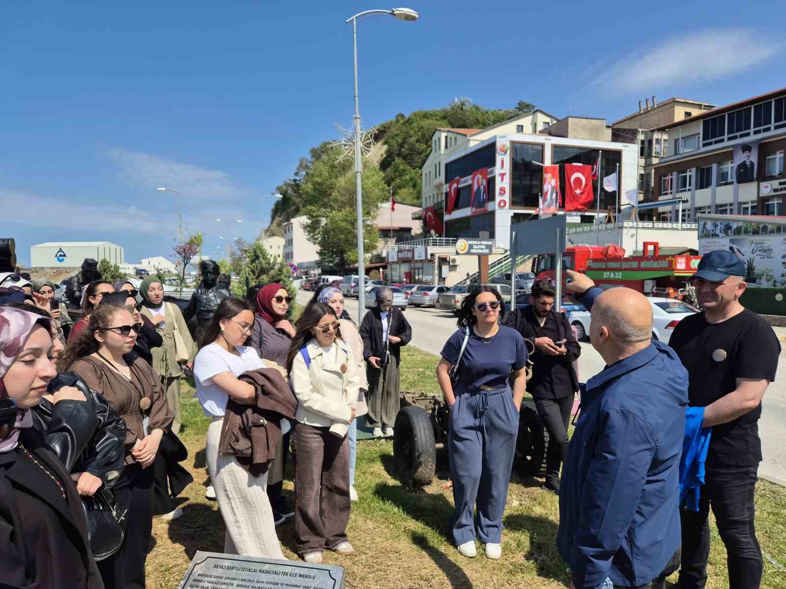 Üniversiteli gençler Kurtuluş Savaşı’nın izlerini yerinde gördü