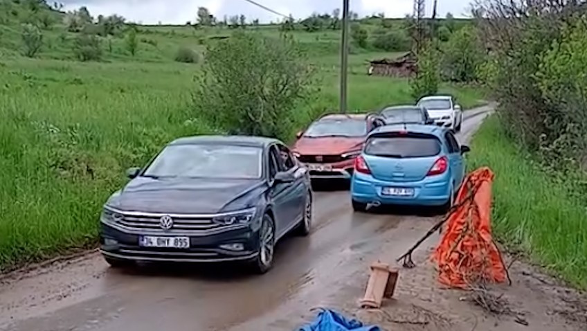 Bolu’da tatilciler köy yollarında yoğunluğa sebep oldu
