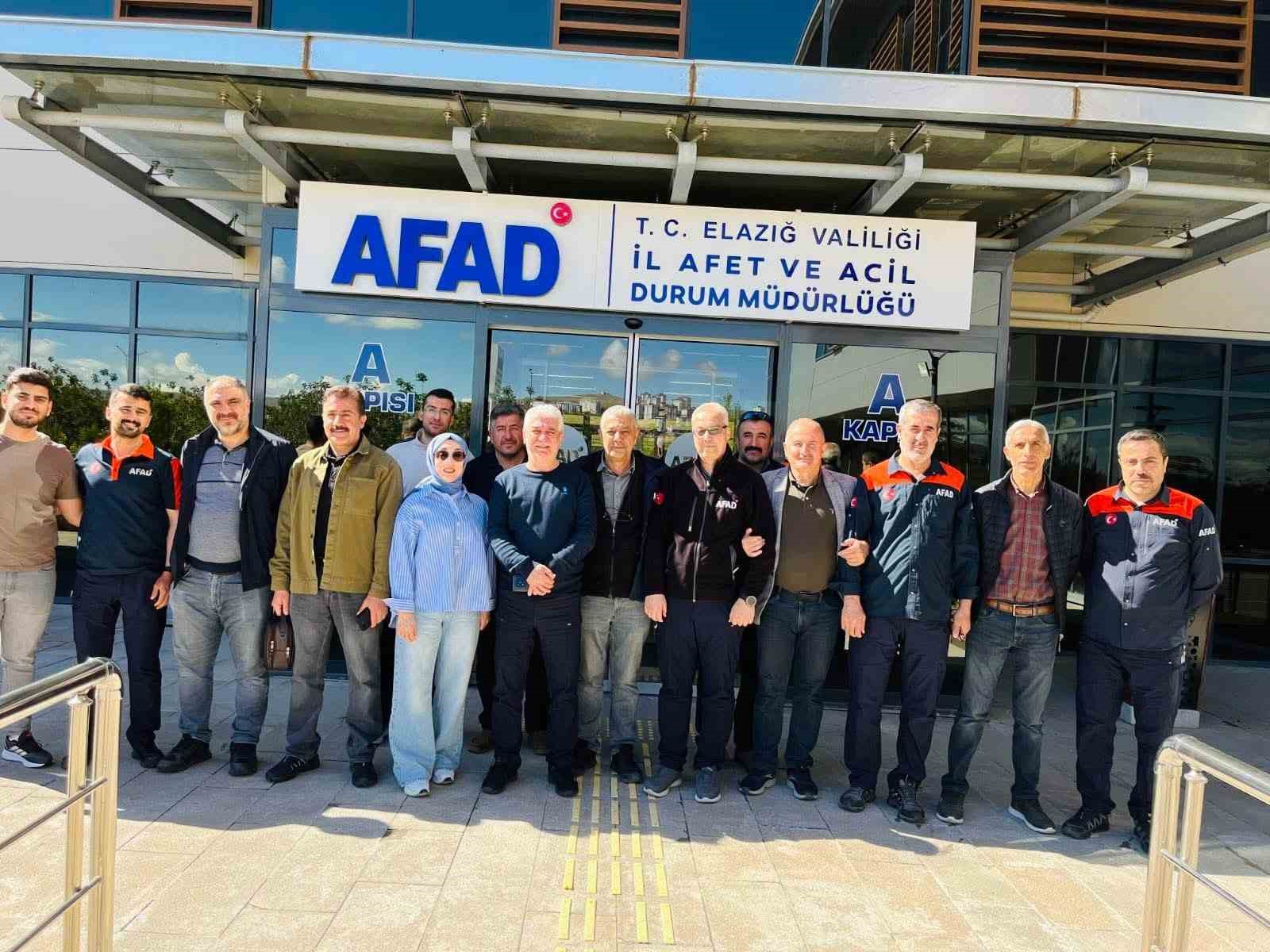 Elazığ’da AFAD personeline enkazda iletişim eğitimi verildi