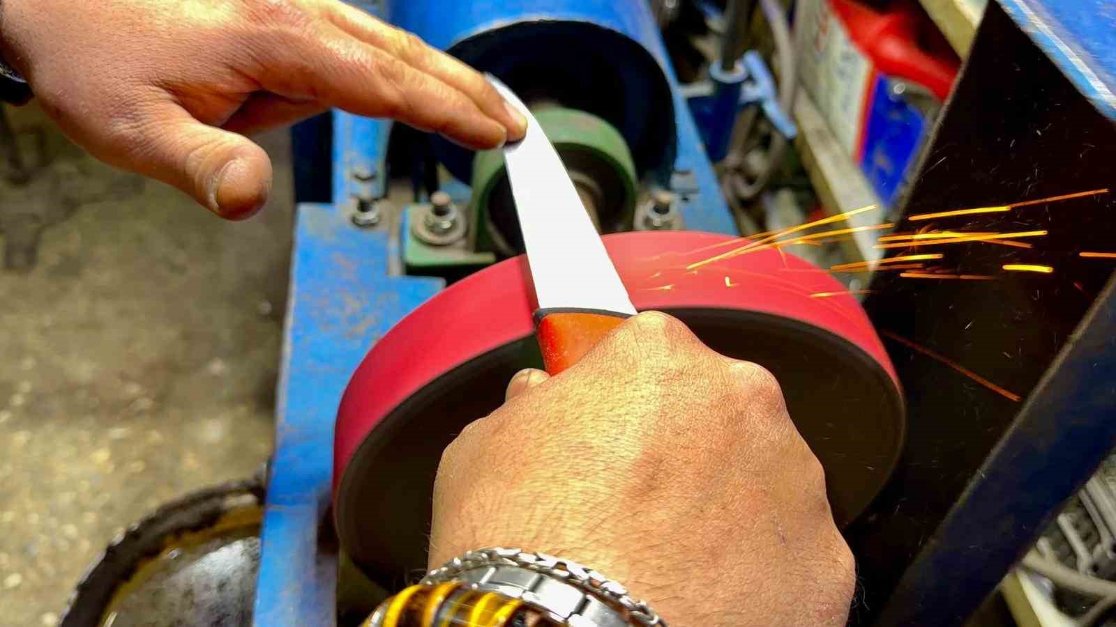 Bıçakçılardan kurban hareketliliği sürüüyor
