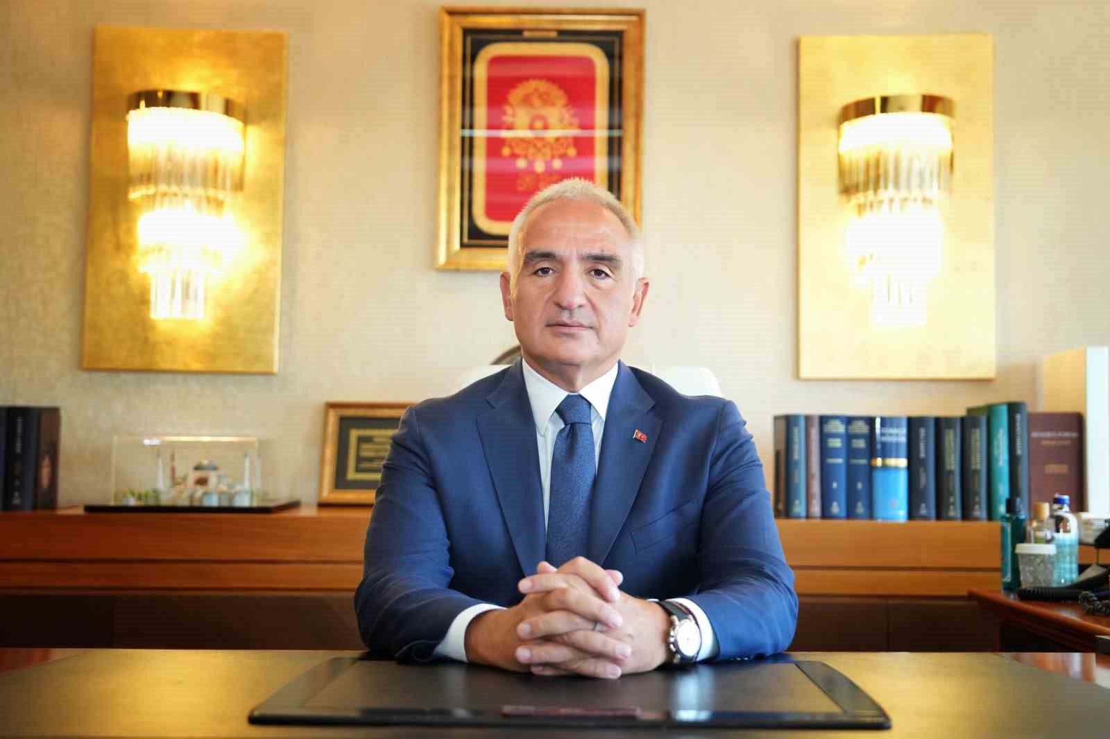Tarihi eserler tek tek yuvasına dönüyor
