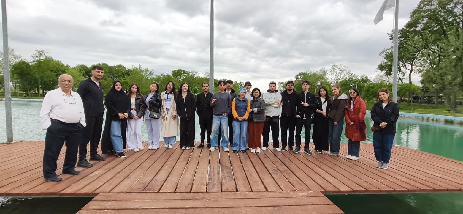 Türk dünyası gençliği Eskişehir’in tarihine yolculuk yaptı