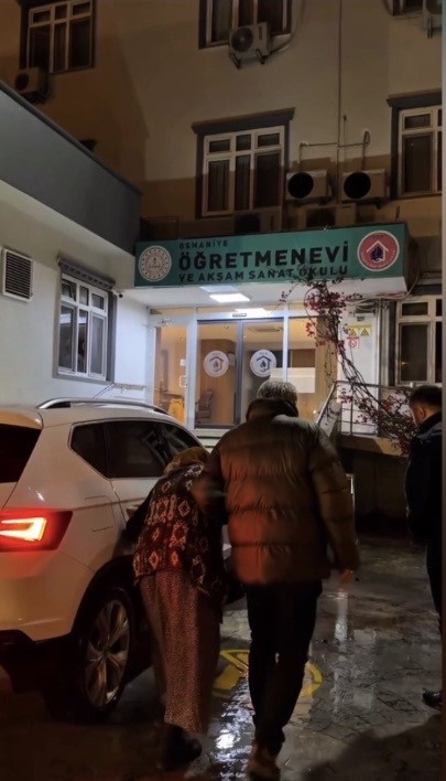 Osmaniye’de evini su basan yaşlı kadına ’devlet eli’