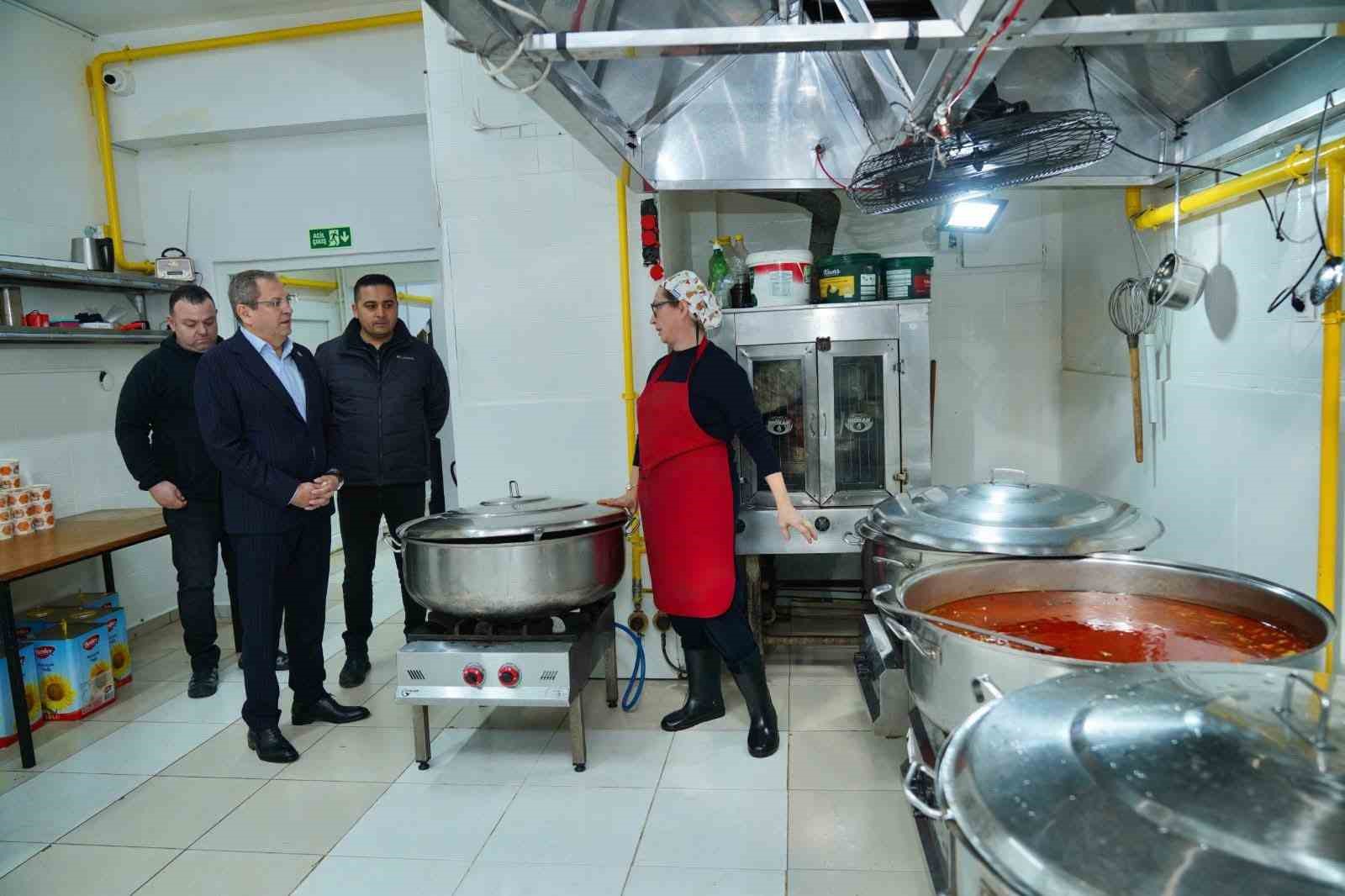 Ayvalık Belediyesi’nden aşevi için kurban çağrısı
