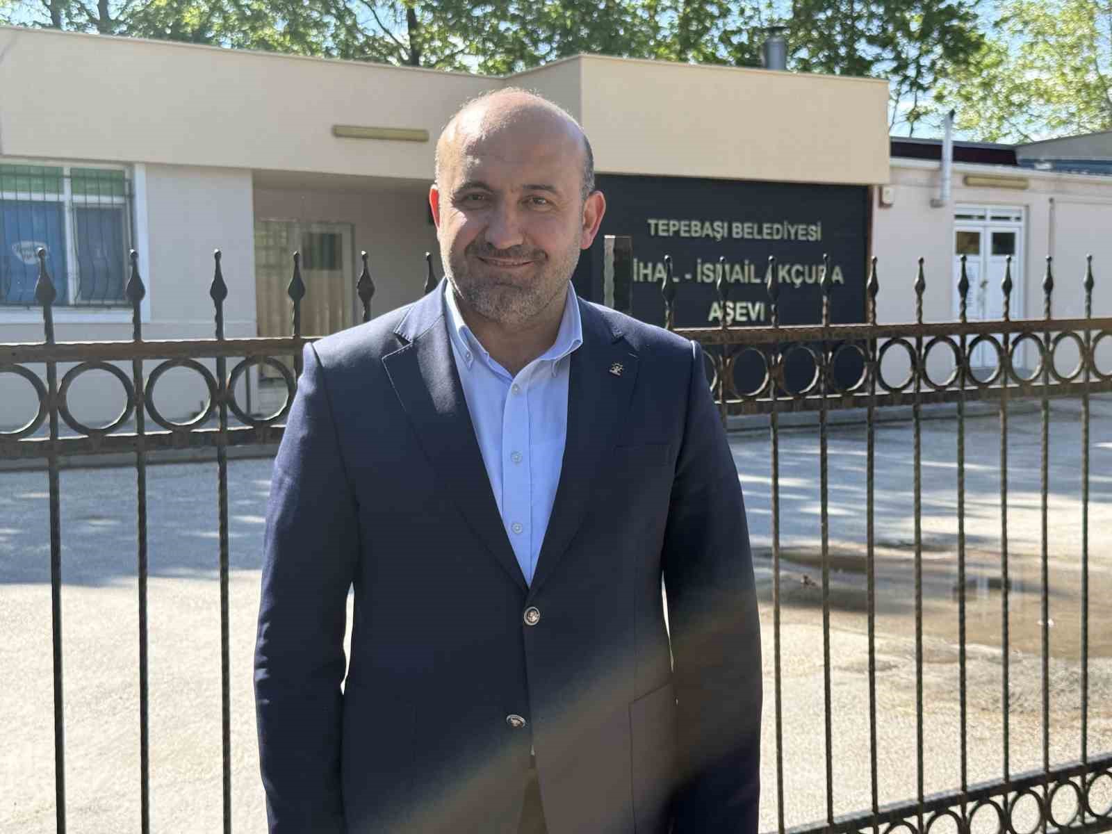 Gürhan Albayrak: "Aşevindeki yetim lokmasına çökenlerden hukuk önünde tek tek hesap sorulacaktır"