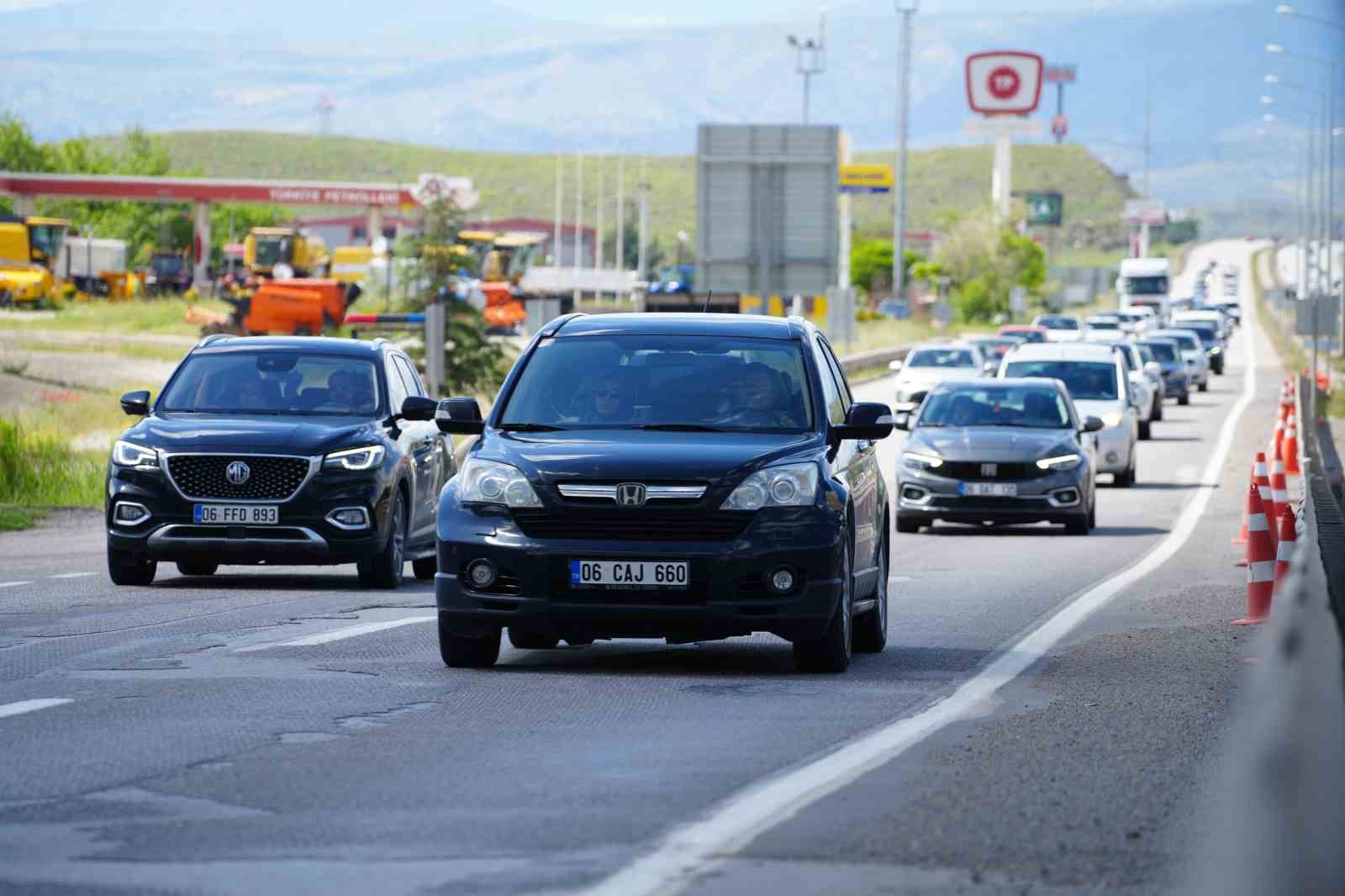 43 ilin bağlantı noktasında trafik akışı sürdü