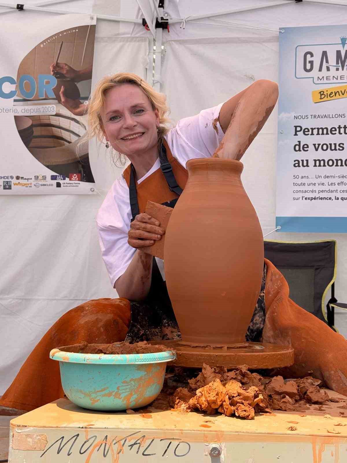 Menemen &ccedil;&ouml;mlek&ccedil;iliği Fransa&rsquo;da tarih yazdı
