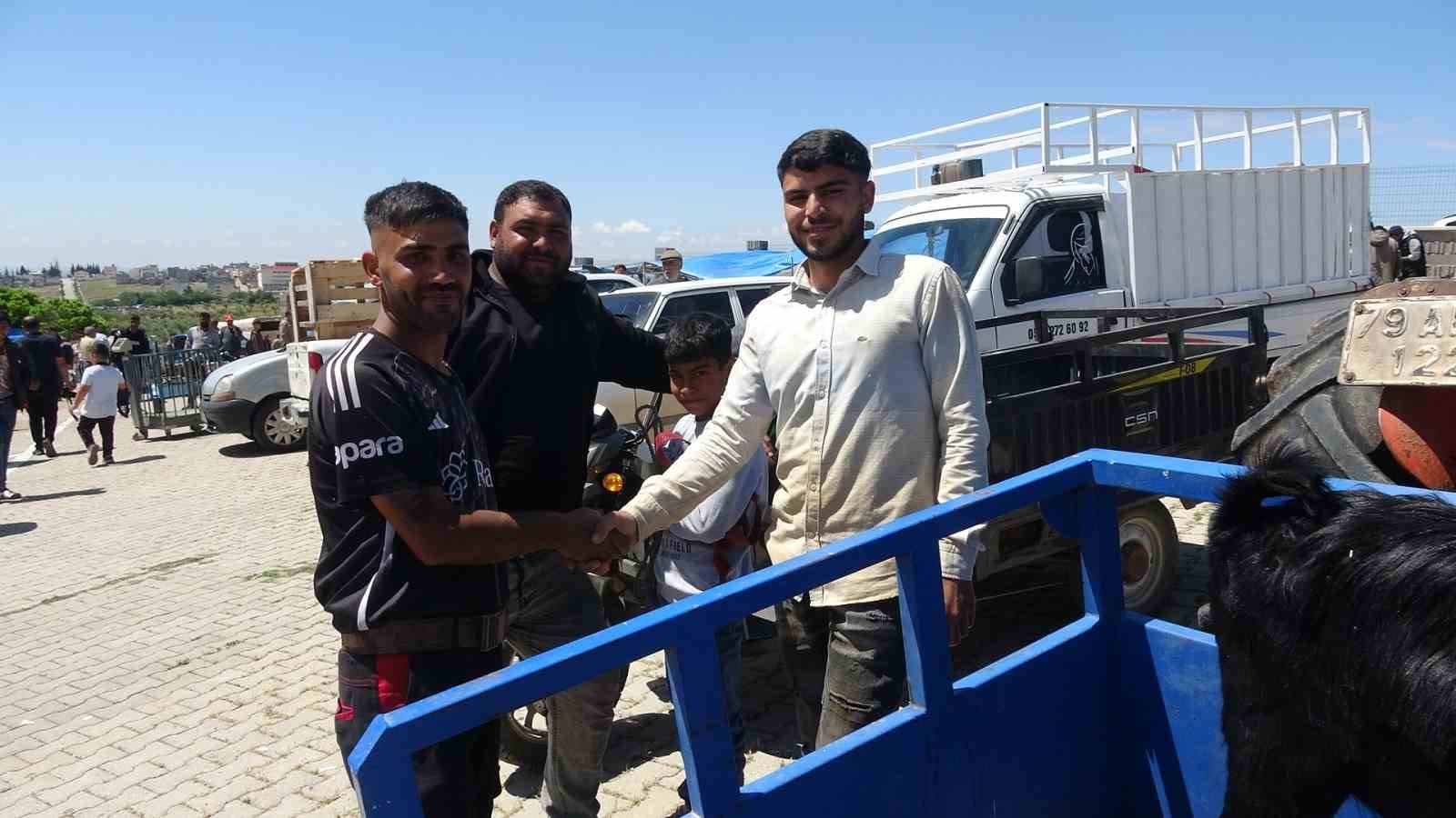 Kilis’te kurbanlık pazarında hareketlilik arttı
