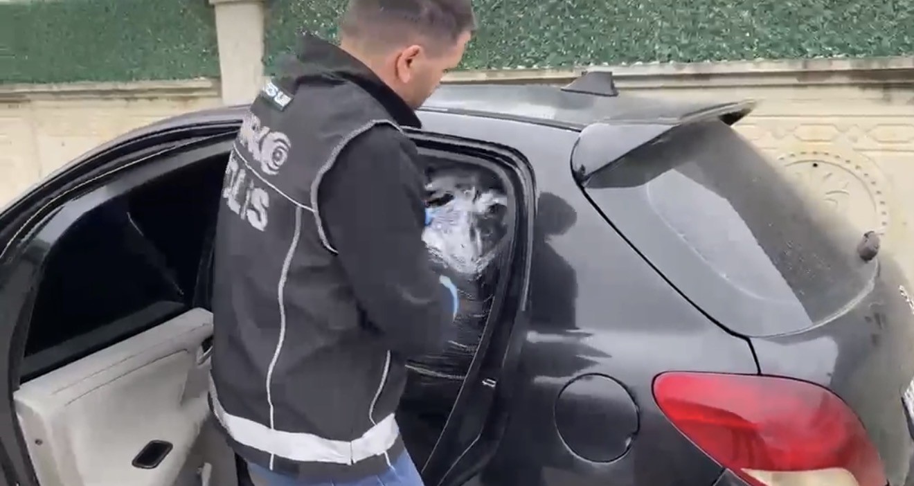 Zehir operasyonu: 24 bin 600 uyuşturucu hap ele geçirildi