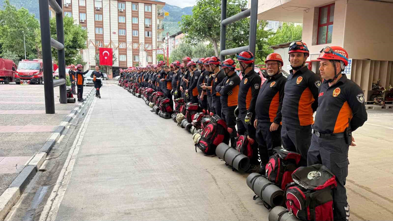 Manisa İtfaiyesi akreditasyon sınavını ge&ccedil;ti
